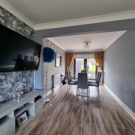 Private Room City Skyline And Mountain Views Close Too Belfast Centre And Airports Free Parking Exteriör bild